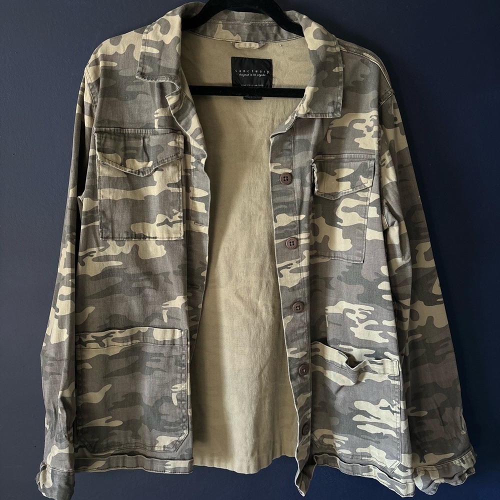 Camo Women’s Jacket